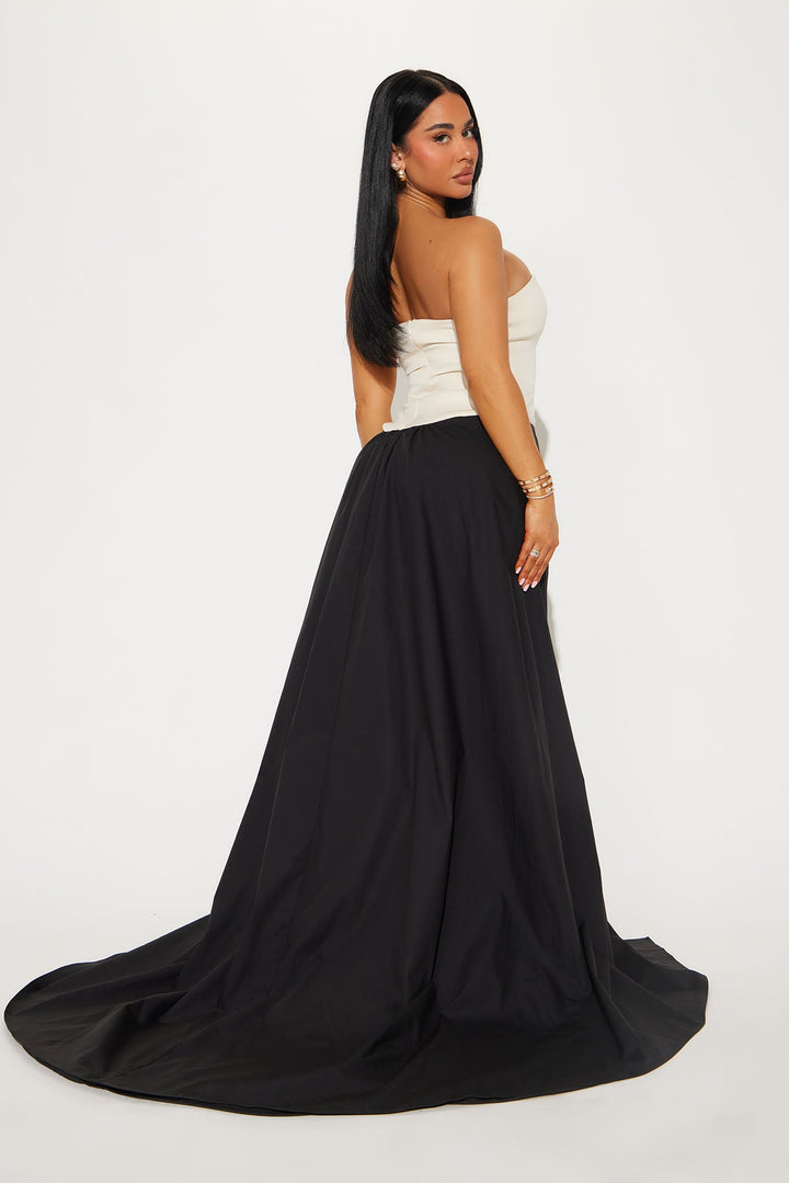 Guiselle Poplin Gown - Cream/combo