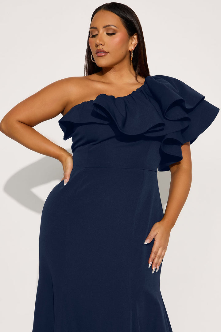 Guiselle Mermaid Maxi Gown - Navy