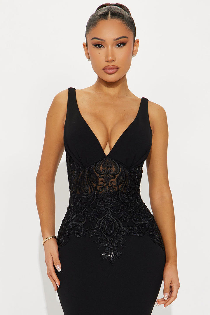 Raina Embroidered Maxi Dress - Black