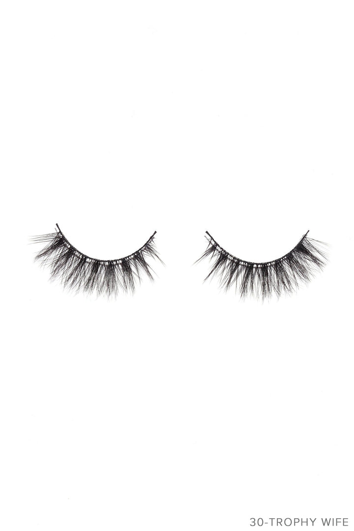 NOVABEAUTY Main Character Luxe Faux Lashes 03 - Trophy Wife