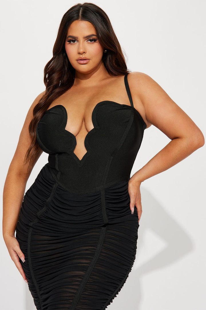 Analise Bandage Midi Dress - Black