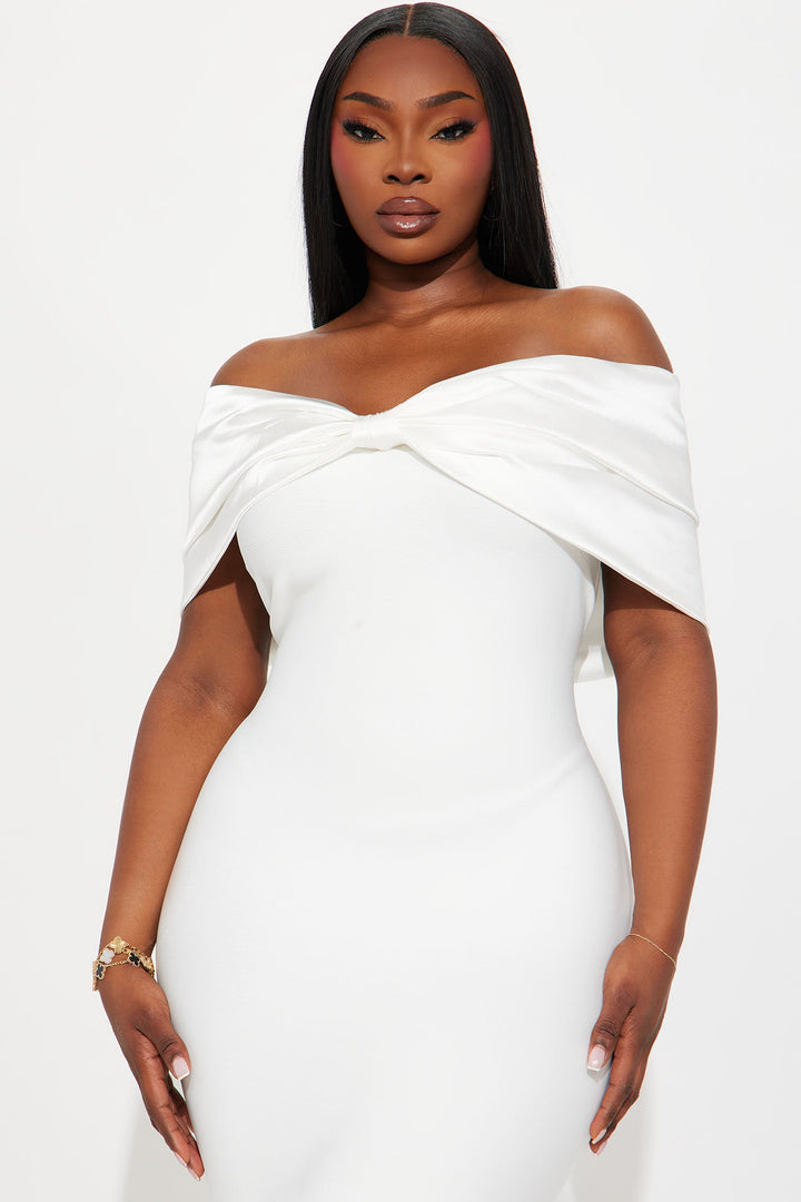 Pretty Privilege Bandage Midi Dress - White