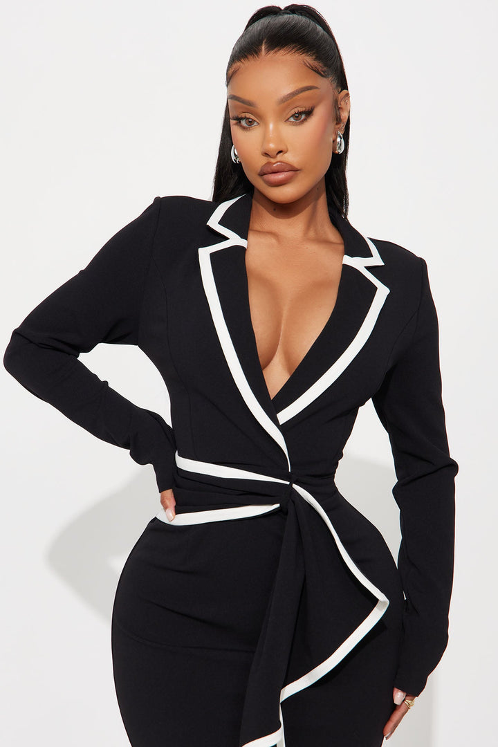 Scouter Collared Maxi Dress - Black/White