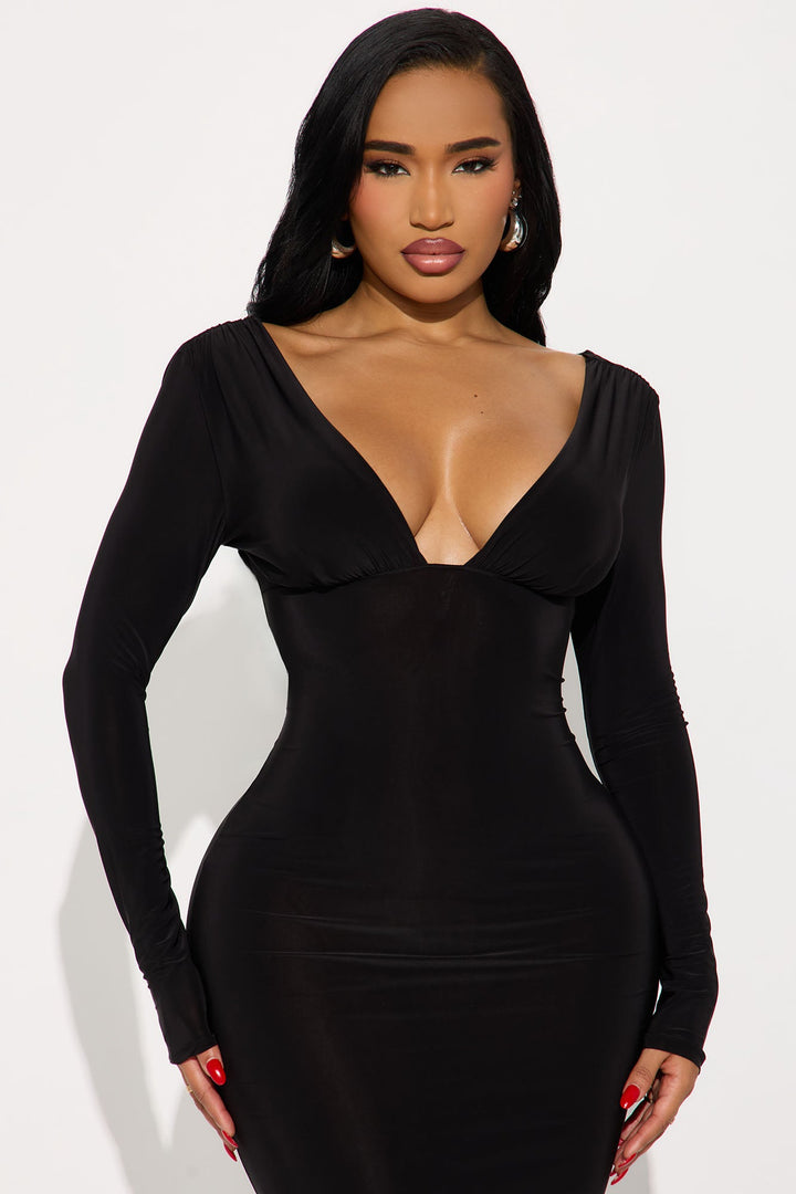 Taylor Long Sleeve Venezia Maxi Dress - Black