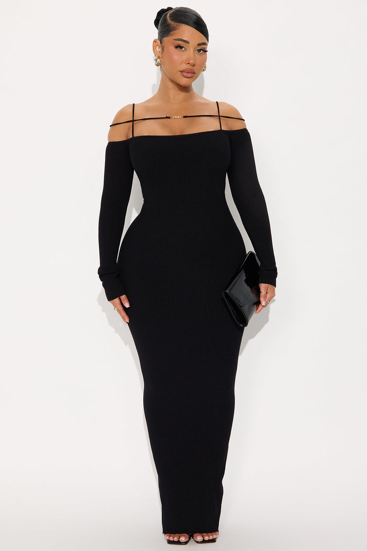 Ylianna Sweater Maxi Dress - Black