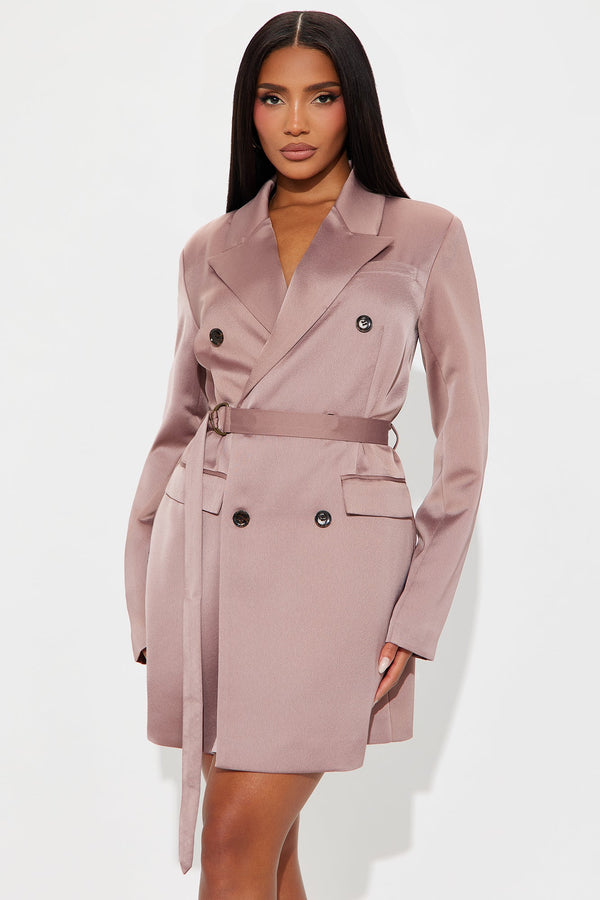 Run The Room Satin Blazer Mini Dress - Mauve