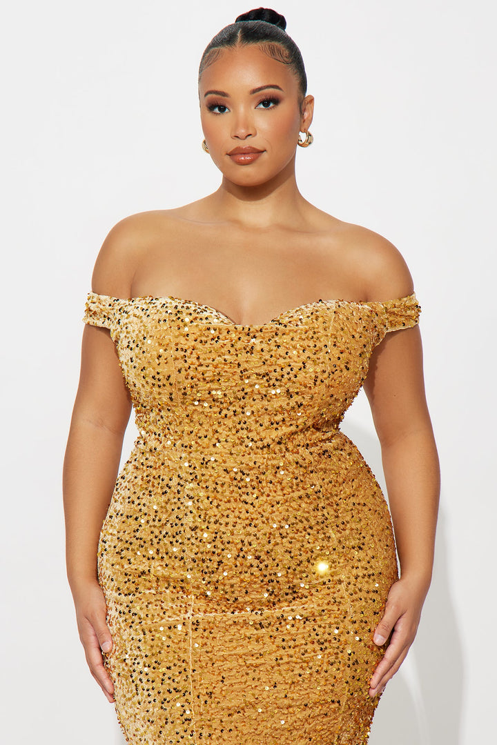 Alora Sequin Maxi Gown - Gold