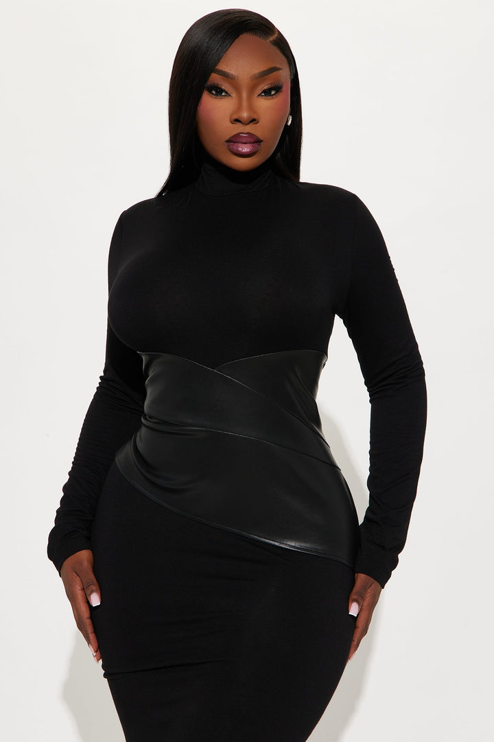 Beyond Snatched Maxi Dress - Black/Black