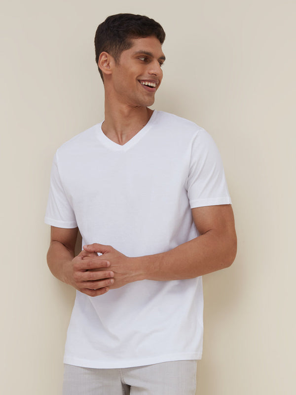 WES Casuals White Cotton Slim Fit T-Shirt