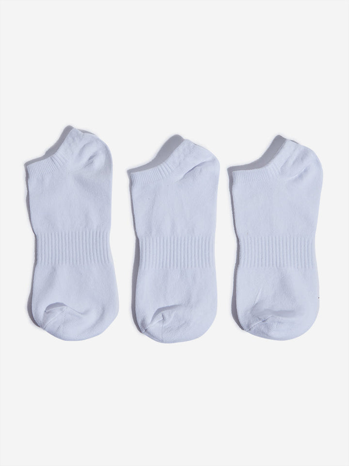 WES Lounge White Solid Cotton-Blend Socks - Pack of 3