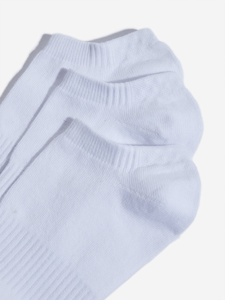 WES Lounge White Solid Cotton-Blend Socks - Pack of 3