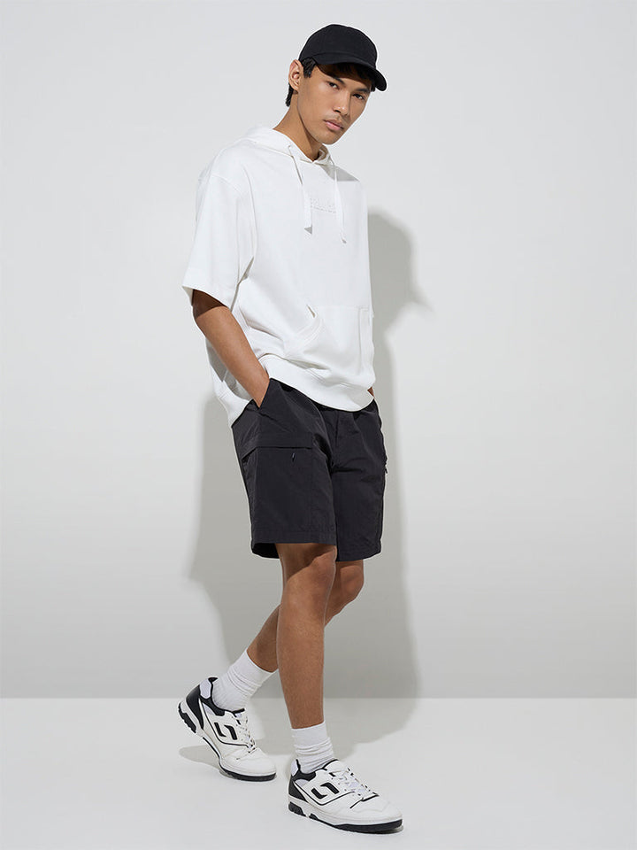 Studiofit Black Solid Relaxed-Fit Mid-Rise Shorts