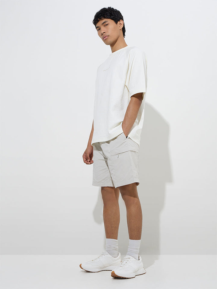 Studiofit Light Grey Solid Relaxed-Fit Mid-Rise Shorts