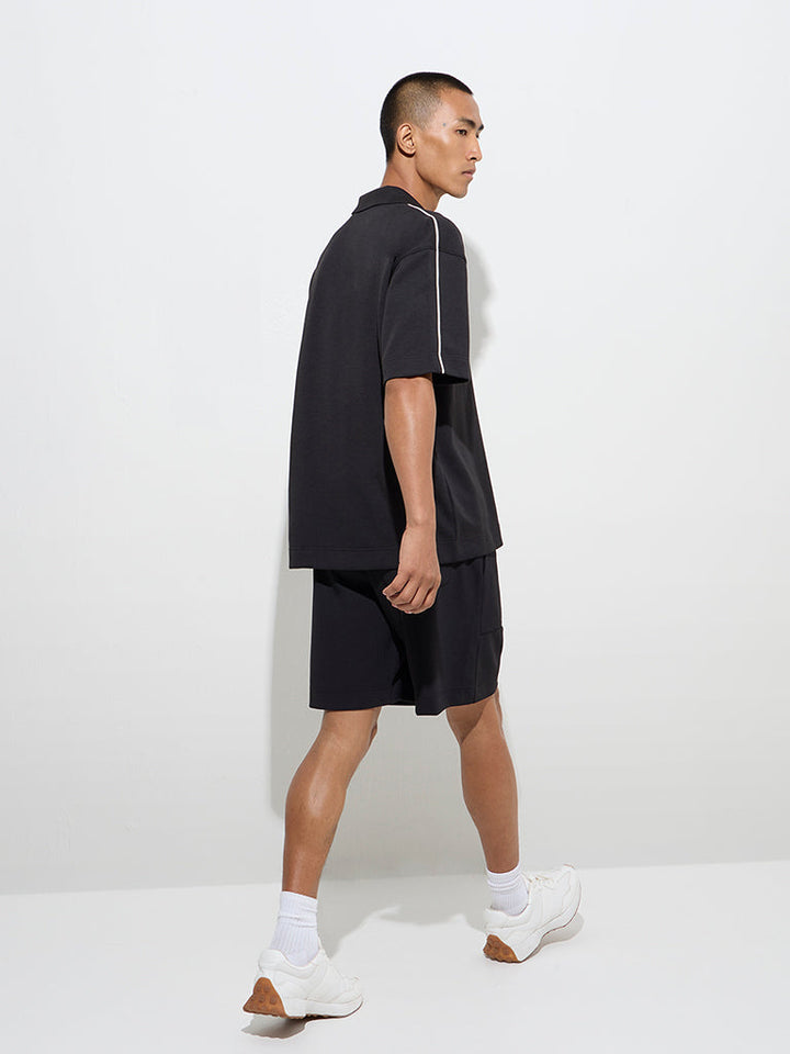 Studiofit Black Solid Relaxed-Fit Mid-Rise Shorts
