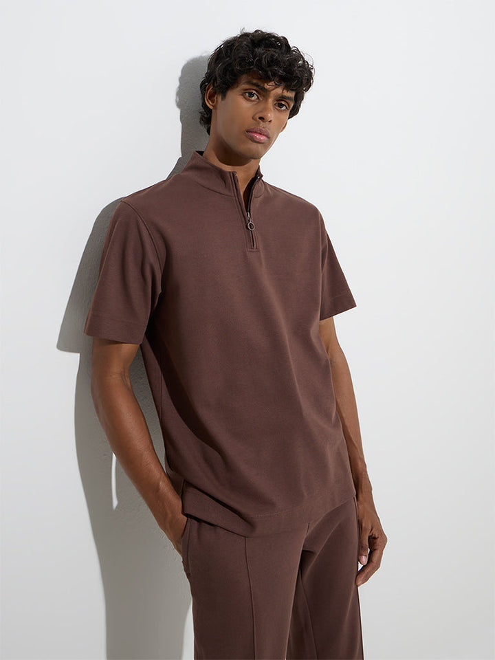 Studiofit Brown Solid Quarter Zip T-Shirt