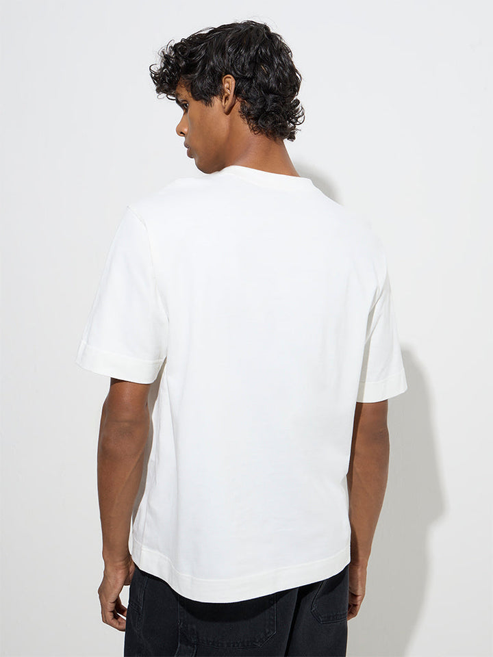 Nuon White Text Pattern Relaxed-Fit Cotton T-Shirt