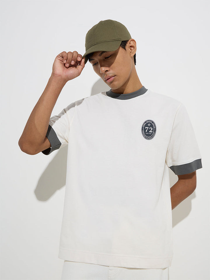 Nuon Off-White Text Design Relaxed-Fit Cotton T-Shirt
