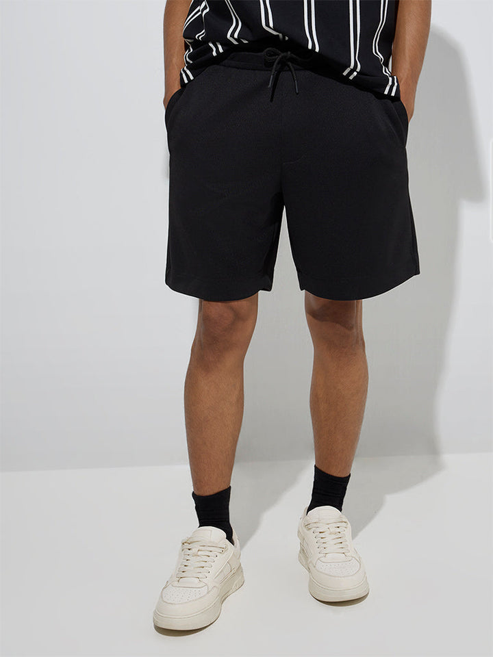 Studiofit Black Solid Relaxed-Fit Mid-Rise Shorts