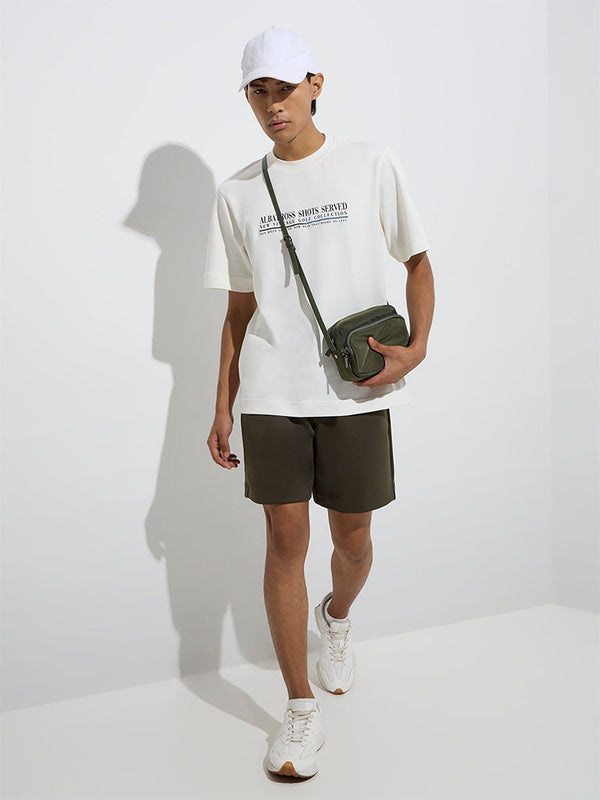 Studiofit Olive Solid Relaxed-Fit Mid-Rise Shorts