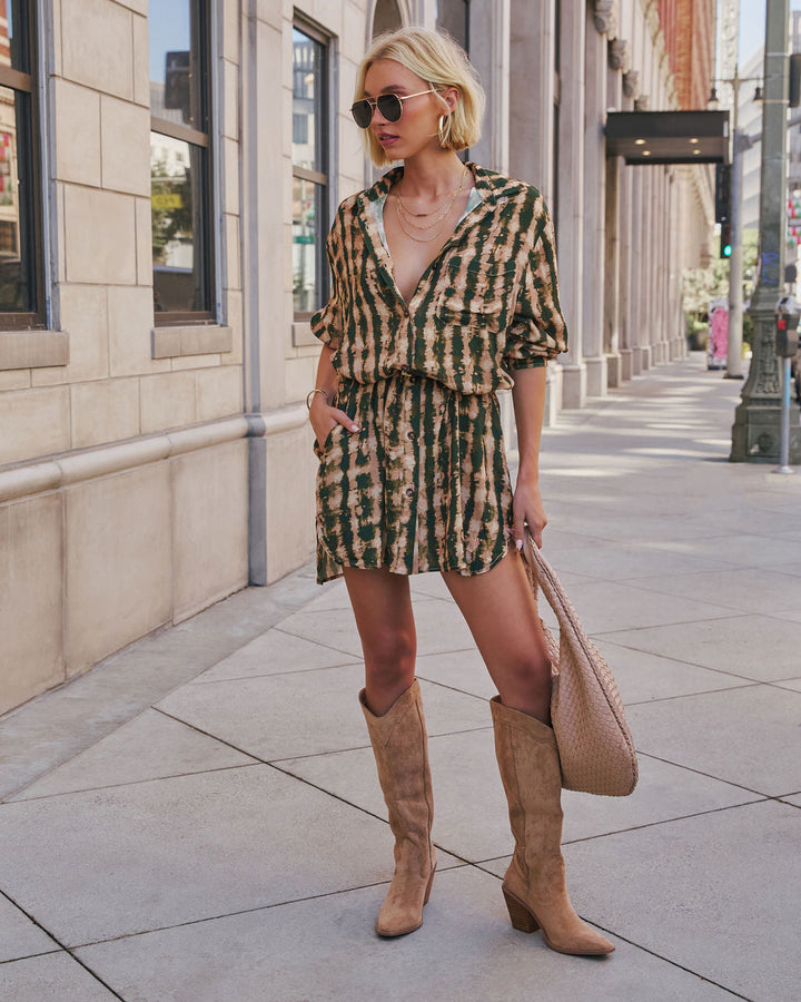 Queen Retro Printed Shirt Dress Pine Multi