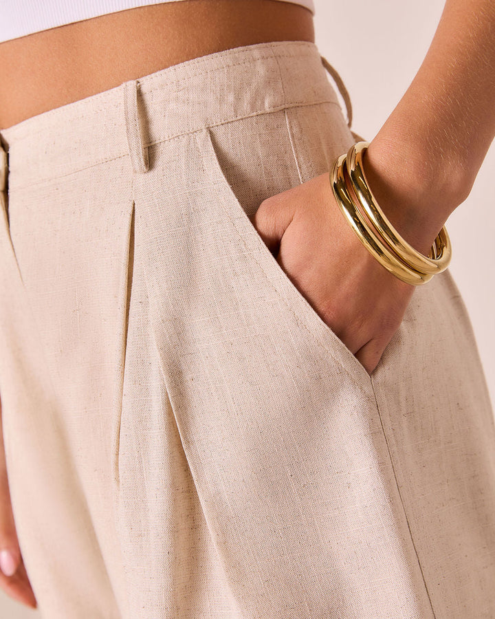 Rayelen Pleated Linen Shorts