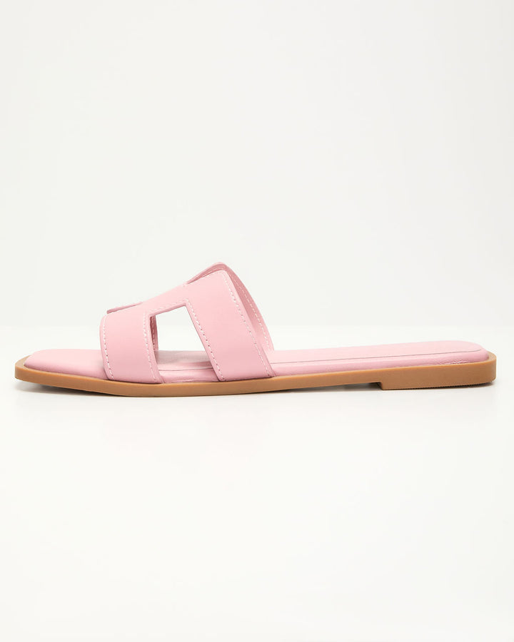 Gordy Flat Sandal