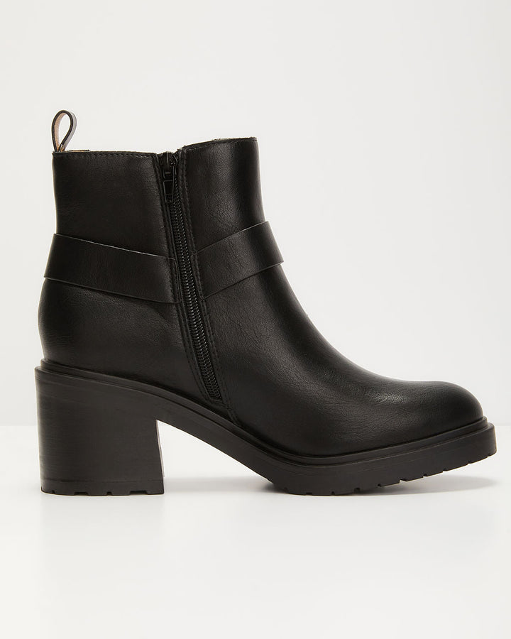 Romie Lue Ankle Boots