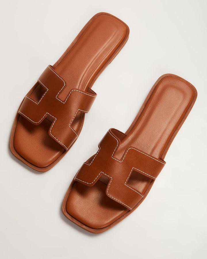 Gordy Flat Sandal