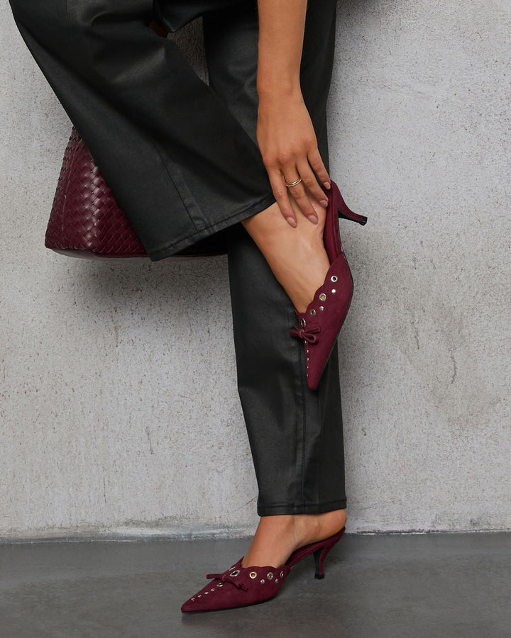 Maven Grommet Hole Pointed Toe Mule