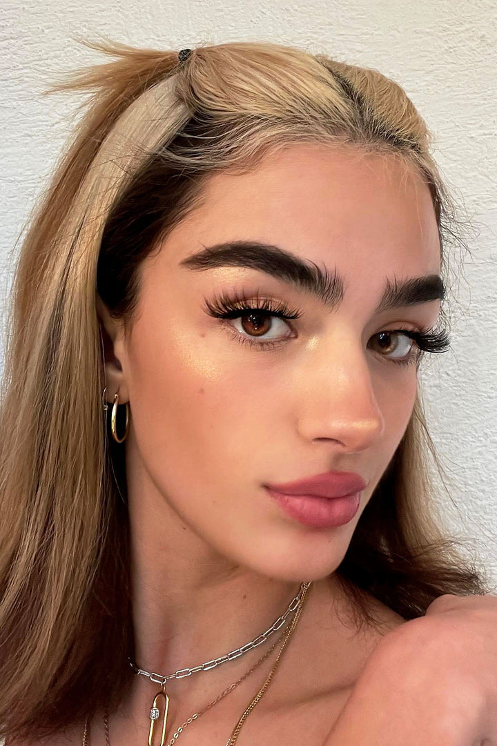 NOVABEAUTY Main Character Luxe Faux Lashes 04 - Mistress