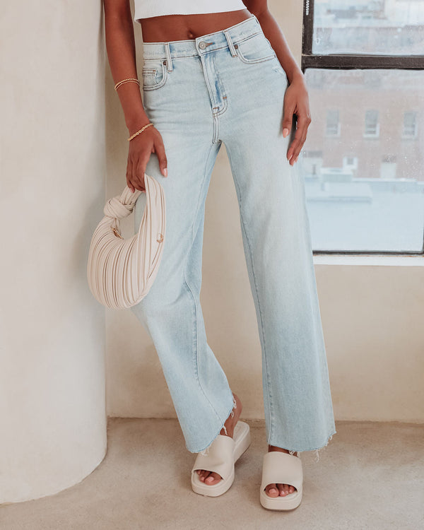 Logan Super Stretch High Rise Relaxed Jeans Light Wash